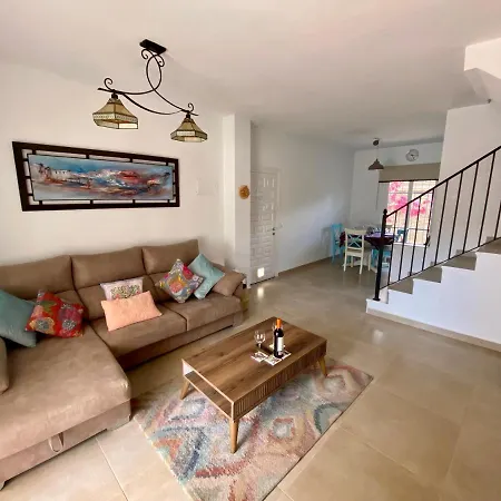 Casa Lamari Holiday home *